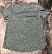 Load image into Gallery viewer, lululemon teal athletic t shirt - Hers size approx S
