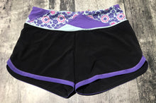 Load image into Gallery viewer, lululemon black/purple athletic shorts - Hers size 4
