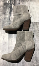 Load image into Gallery viewer, Rag &amp; Bone grey booties - Hers size 6
