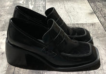 Load image into Gallery viewer, Jeffrey Campbell black heel loafer - Hers size 6
