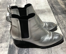 Load image into Gallery viewer, Rag &amp; Bone silver bootie - Hers size 39
