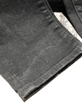 Load image into Gallery viewer, Abercrombie &amp; Fitch black slim straight leg - His size 32x30
