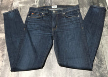 Load image into Gallery viewer, Hudson dark blue mid rise slim jeans - Hers size 28

