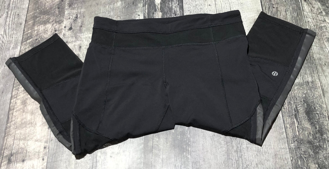 lululemon black cropped leggings - Hers size 8