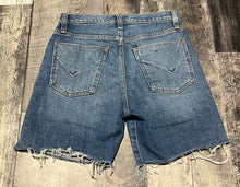 Load image into Gallery viewer, Hudson blue jean shorts - Hers size 25
