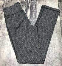 Load image into Gallery viewer, lululemon grey slim leg pants - Hers size 8
