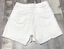 Load image into Gallery viewer, Mavi high rise white denim shorts - Hers size 27
