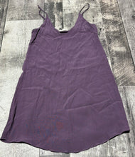 Load image into Gallery viewer, Wilfred Free purple tank top - Hers size XXS
