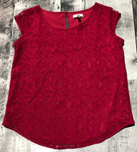 Load image into Gallery viewer, Joie red sleeveless lace blouse - Hers size XS
