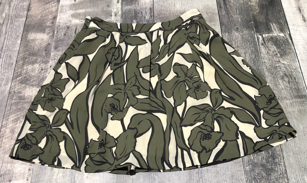 BCBG cream/green skirt - Hers size 4