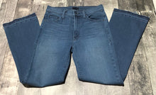 Load image into Gallery viewer, Mother blue high rise flare crop jeans - Hers size 26
