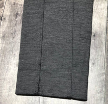 Load image into Gallery viewer, Kit + Ace grey high rise skinny pants - Hers size 8
