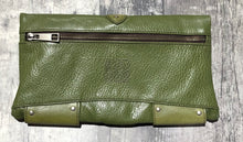 Load image into Gallery viewer, Matt &amp; Nat green clutch
