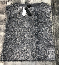 Load image into Gallery viewer, Banana Republic grey/white fuzzy tank top - Hers size S

