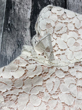 Load image into Gallery viewer, Talula light pink/cream lace dress - Hers size XS
