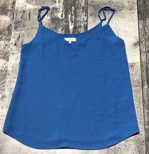 Load image into Gallery viewer, Babaton blue tank top blouse - Hers size XS
