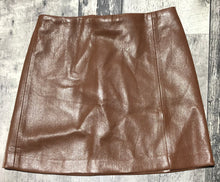 Load image into Gallery viewer, Sunday Best brown mini skirt - Hers size 0
