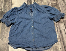 Load image into Gallery viewer, GAP blue button up blouse - Hers size S
