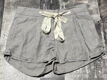 Load image into Gallery viewer, Wilfred light grey shorts - Hers size 2
