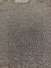 Load image into Gallery viewer, lululemon grey/black long sleeve athletic top - Hers size 8
