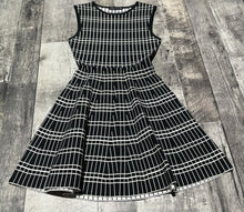 Load image into Gallery viewer, Zara black/white dress - Hers size S
