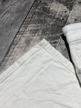 Load image into Gallery viewer, Mavi white high rise loose straight jeans - Hers size 26
