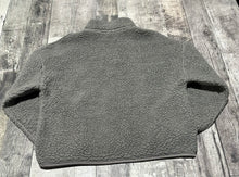 Load image into Gallery viewer, Twik grey sweater - Hers size M
