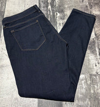 Load image into Gallery viewer, Mavi dark blue low rise skinny jeans - Hers size 32
