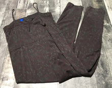 Load image into Gallery viewer, Kit and Ace burgundy/green jumpsuit - Hers size 8
