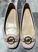 Load image into Gallery viewer, Michael Kors pink/gold flats - Hers size 7.5
