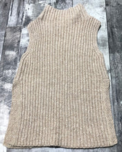 Load image into Gallery viewer, Wilfred beige heavy knit tank sweater - Hers size M
