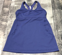 Load image into Gallery viewer, lululemon purple tank top - Hers size 8
