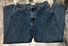 Load image into Gallery viewer, Zara blue high rise jeans - Hers size 10
