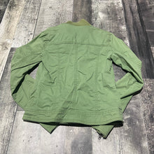 Load image into Gallery viewer, TRF green jacket - Hers size S
