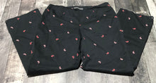 Load image into Gallery viewer, Liz Claiborne black/red low rise cropped pants - Hers size 8
