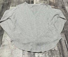 Load image into Gallery viewer, Babaton grey knit sweater - Hers size M
