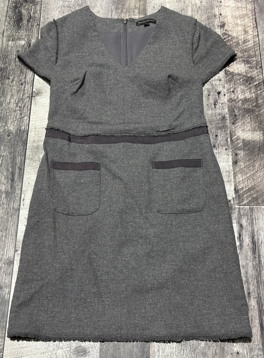 Banana Republic grey dress - Hers size 4