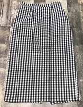 Load image into Gallery viewer, WAYF navy/white maxi skirt - Hers size M

