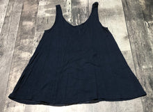 Load image into Gallery viewer, Free People navy tank top - Hers size S
