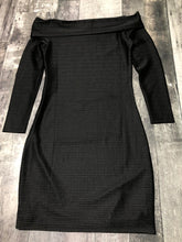 Load image into Gallery viewer, Reiss black off the shoulder dress - Hers size 6
