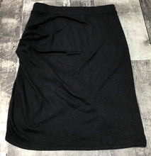 Load image into Gallery viewer, Wilfred Free black skirt - Hers size M
