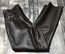 Load image into Gallery viewer, Wilfred dark brown high rise pants - Hers size S
