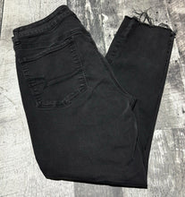 Load image into Gallery viewer, American Eagle black high rise jeggings - Hers size 14 short
