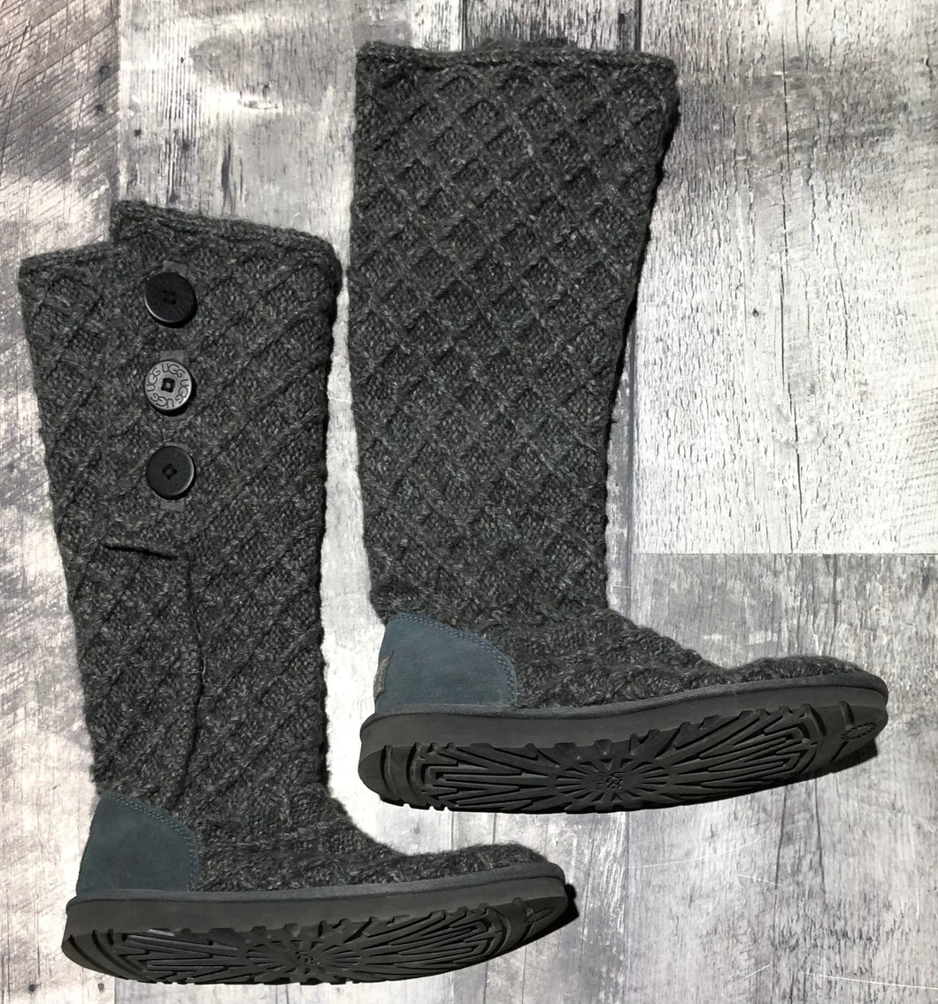 UGG grey boots - Hers size 9