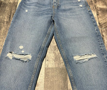 Load image into Gallery viewer, Zara blue high rise jeans - Hers size 6
