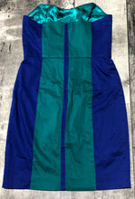 Load image into Gallery viewer, French Connection blue/teal strapless dress - Hers size 8
