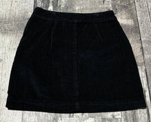 Load image into Gallery viewer, Wilfred Free black corduroy skirt - Hers size 0
