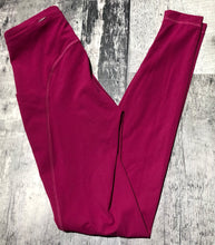 Load image into Gallery viewer, lululemon pink high rise leggings - Hers size 2
