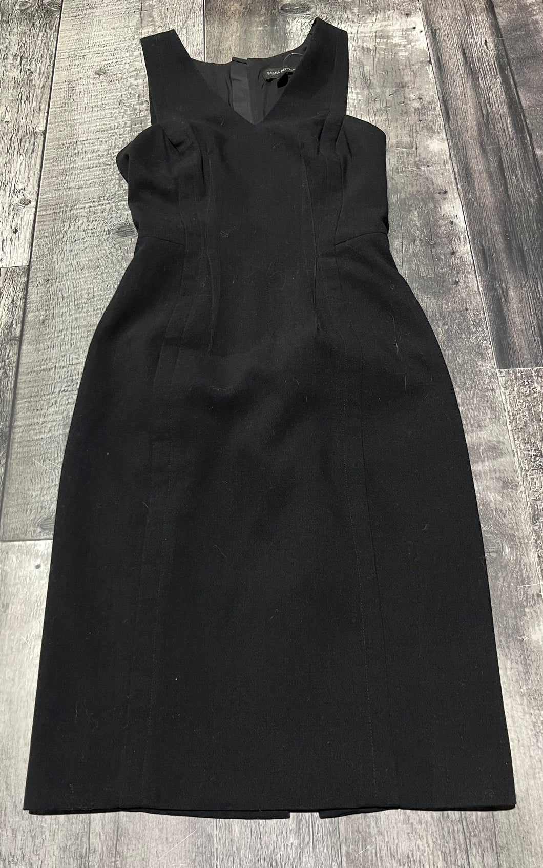 Banana Republic black dress - Hers size 00