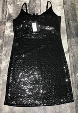 Load image into Gallery viewer, Vero Moda black/silver short dress - Hers size M
